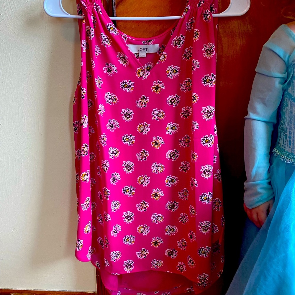 LOFT women’s tops size large